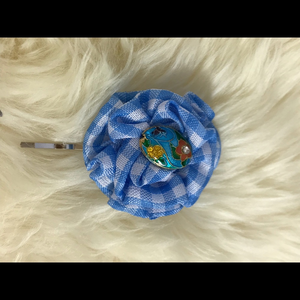 🔴 5/15 Darling Vintage Upcycled Hair Bow